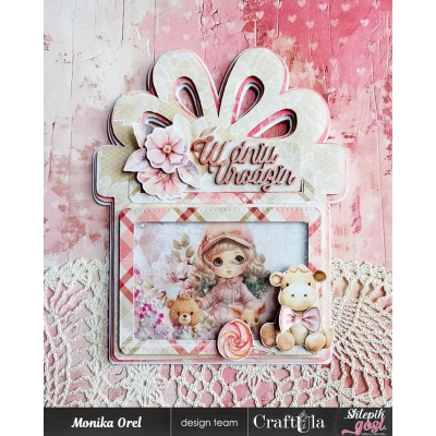 Prezent - wysokość - 15,8 cm + 2 maski - różne kolory