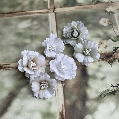 KWIATY KWIATY KOLORYSTYCZNIE DOBRANE DO LIFETIME LOVING YOU